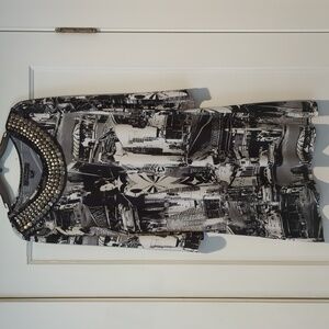 Calesas • Size medium • Blaxk/white • city • scandal sonja • Dress